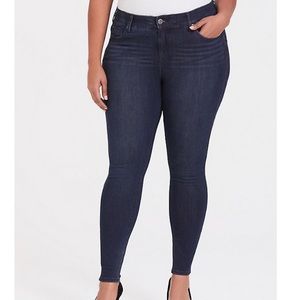 Torrid bombshell skinny jeans